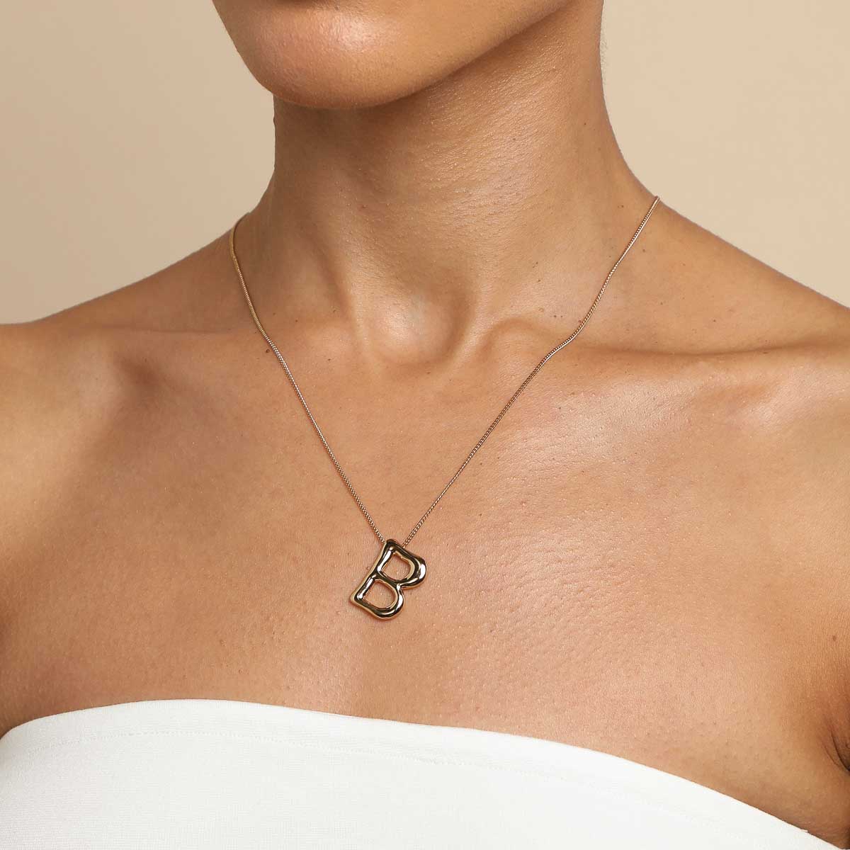 B Initial Bold Pendant Necklace in Gold - Image 2