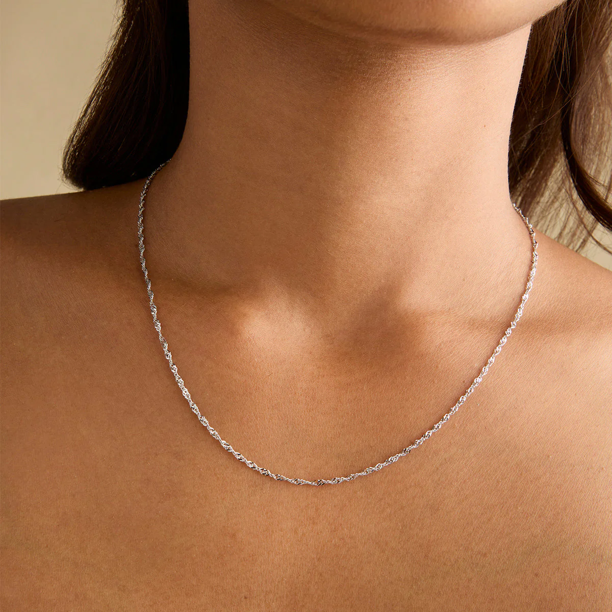 Bold Astrid Story Chain Necklace in Solid White Gold - Image 2