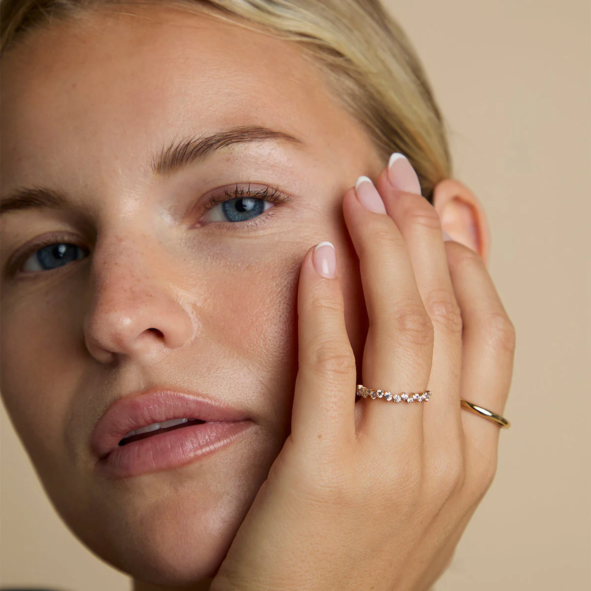 Crystal Scatter Band Ring in Gold - Image 5