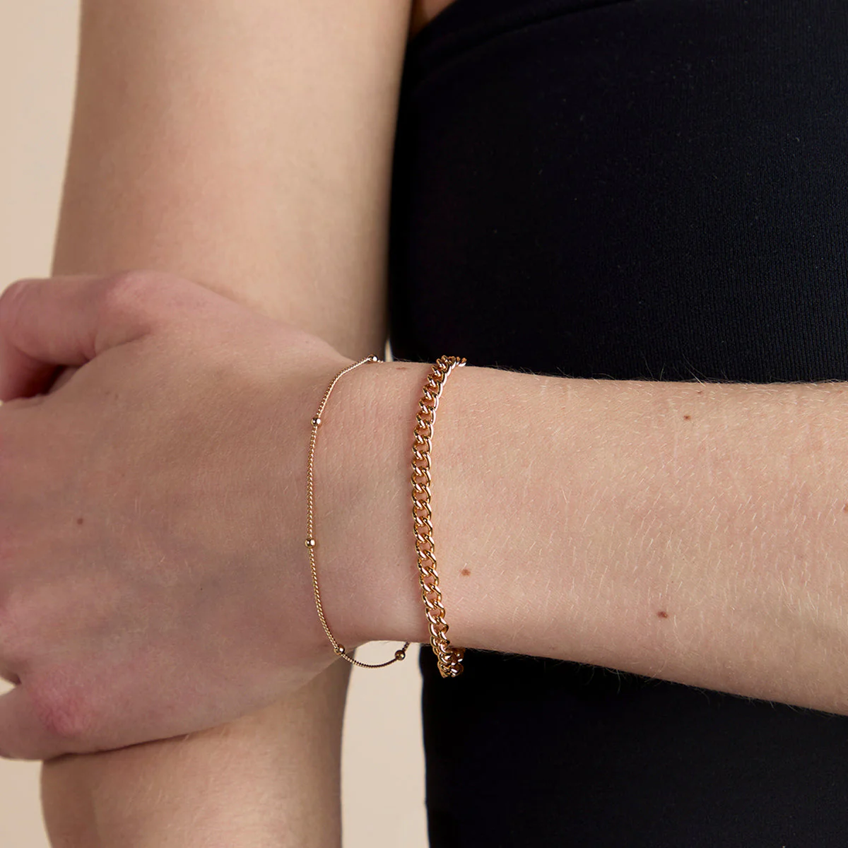 Essential Beaded Chain Bracelet in Gold - Image 3