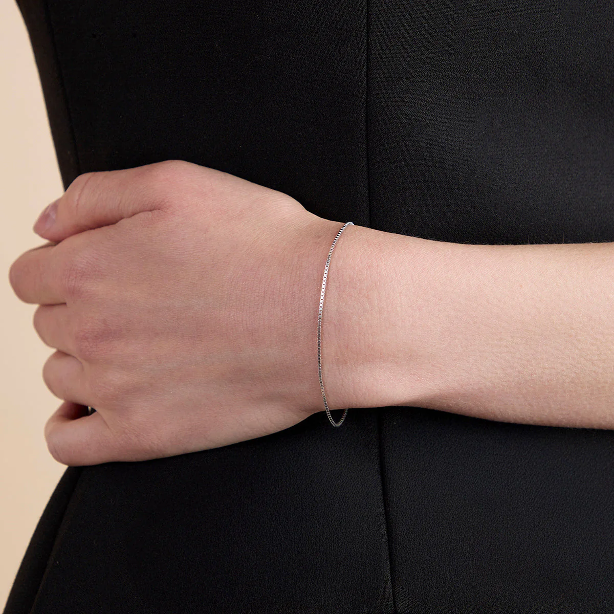 Essential Box Chain Bracelet in Silver - Image 2