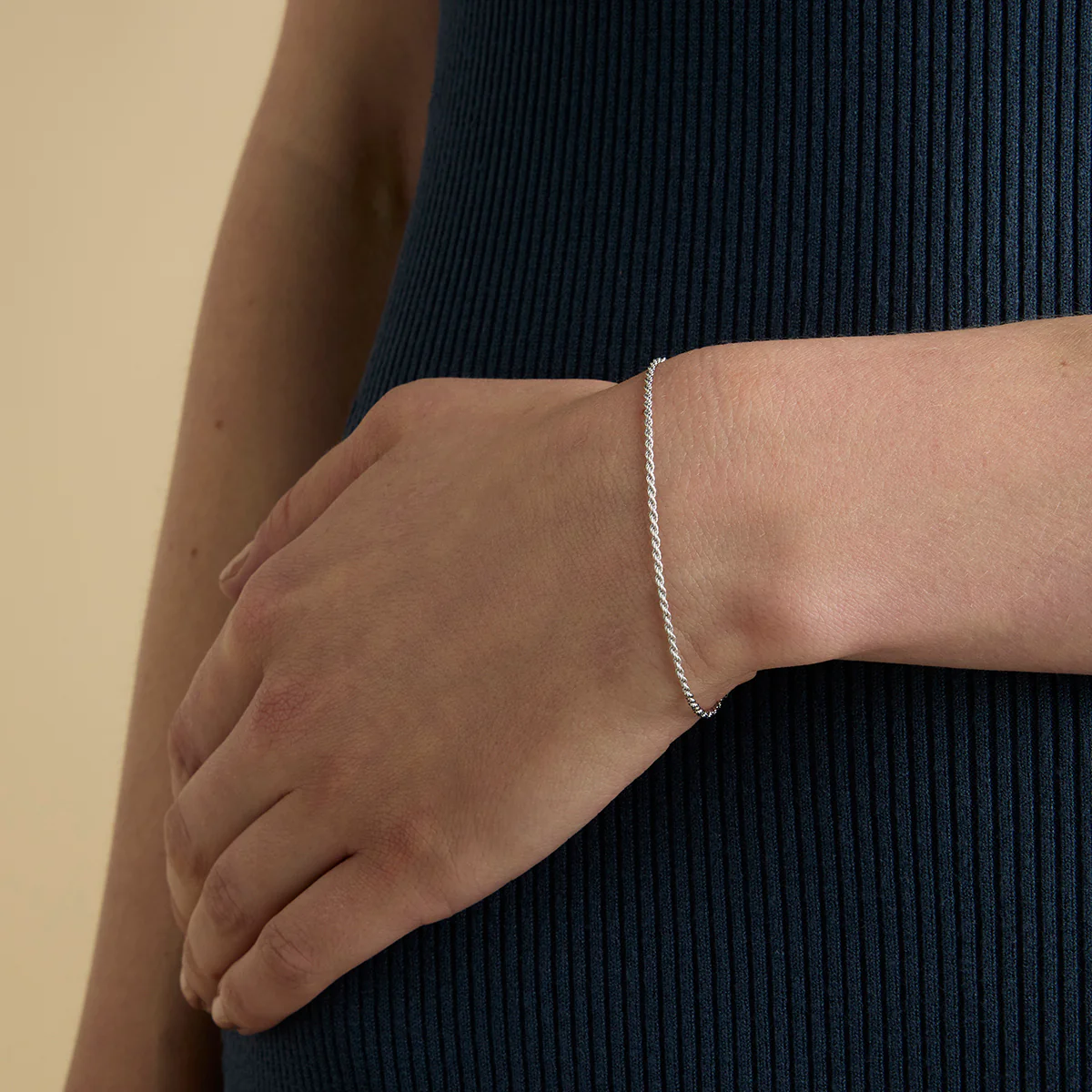 Essential Rope Chain Bracelet in Silver - Image 2