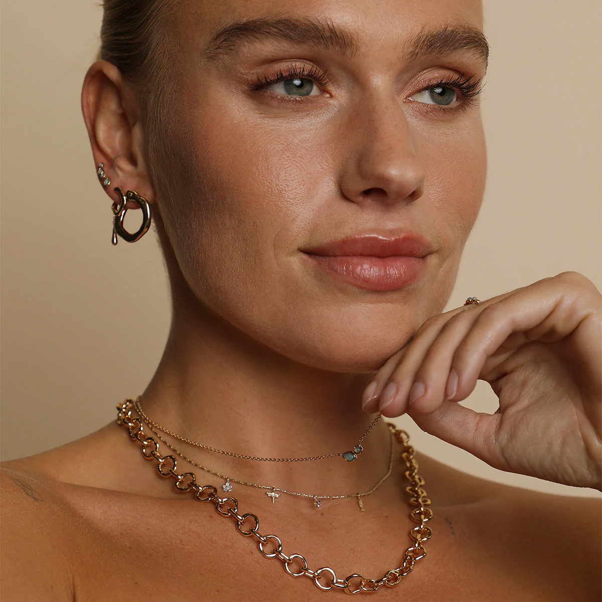 Flower Charm 9k White Gold - Image 3