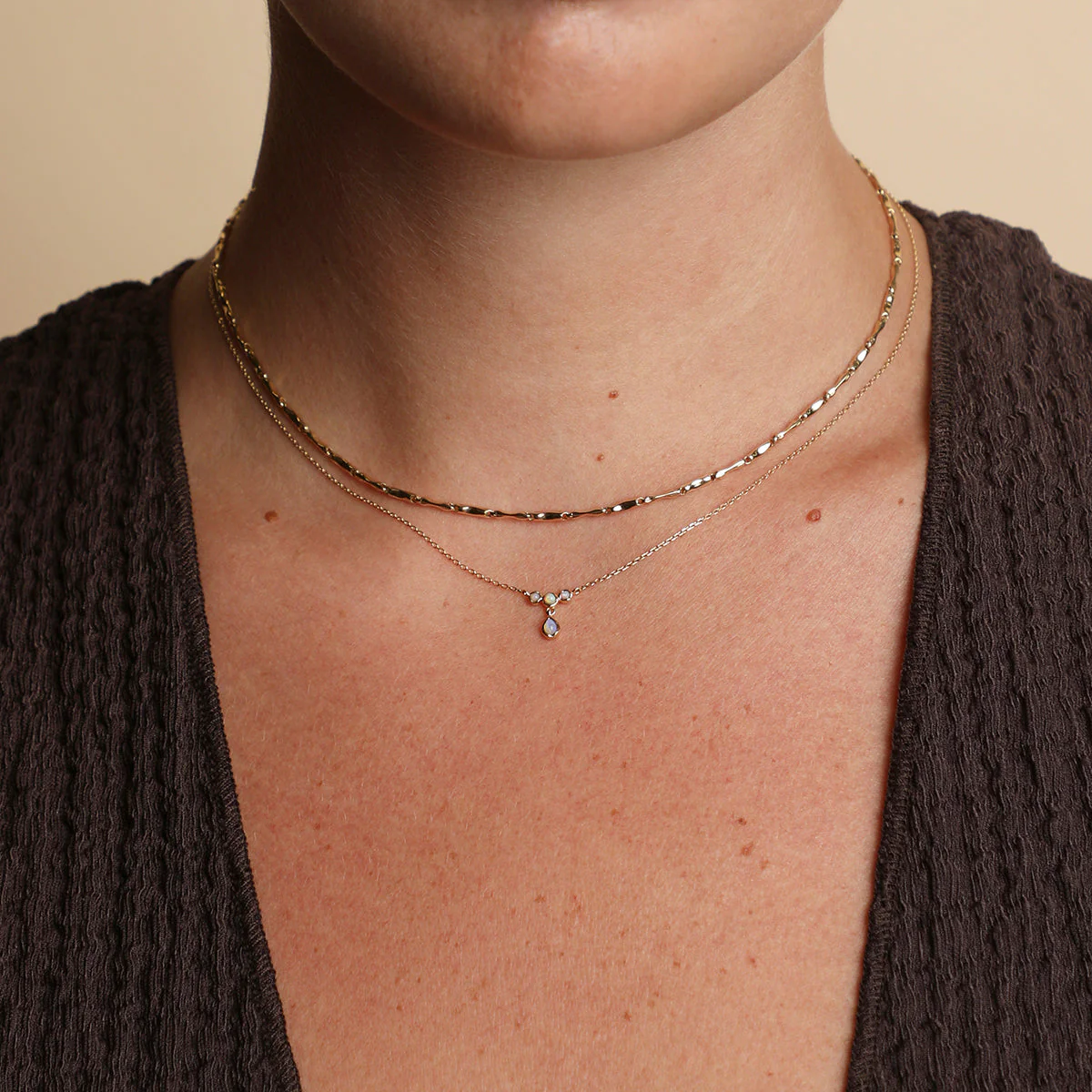 Opal Cluster Pendant in Solid Gold - Image 3