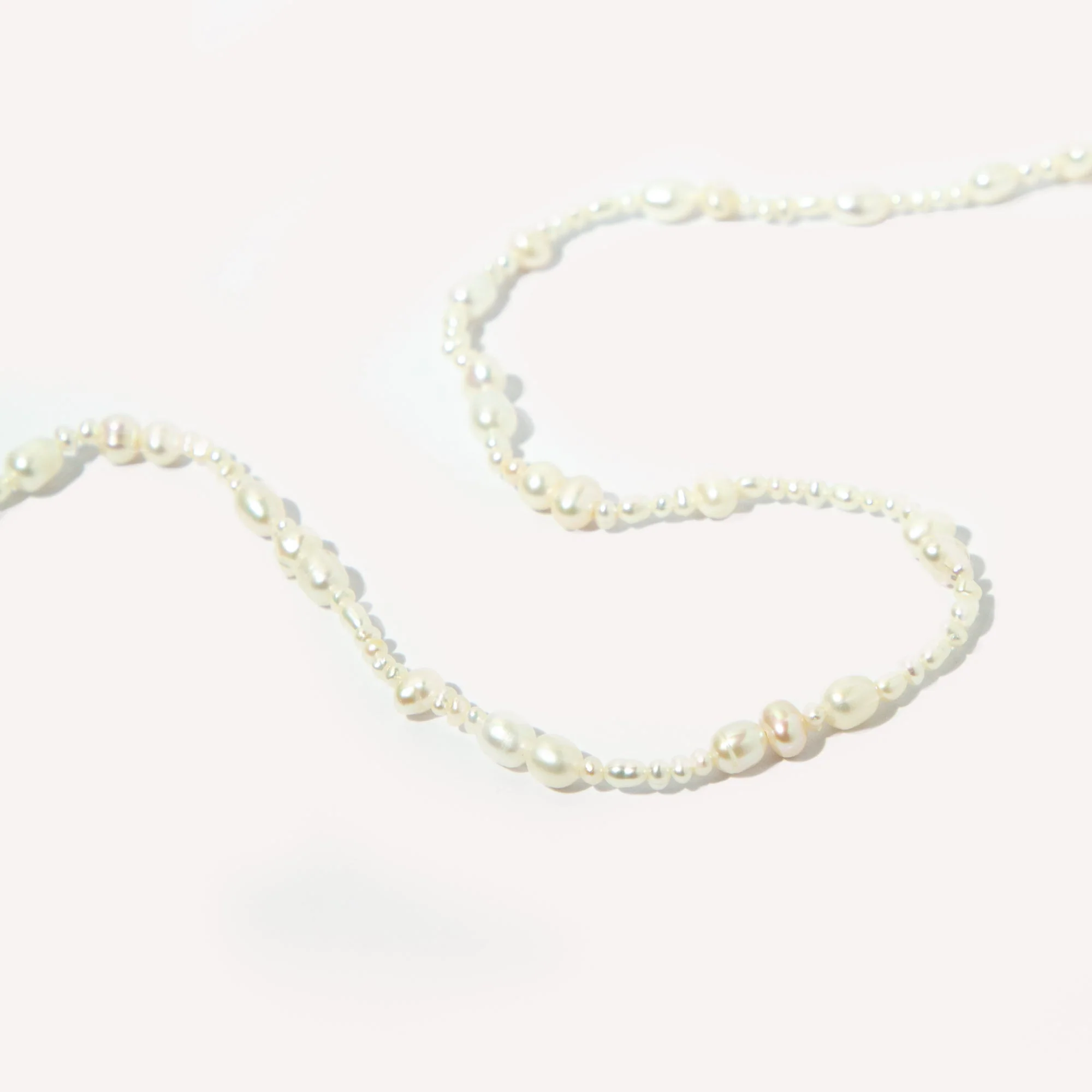 Serenity Pearl Beaded Necklace in Gold - Image 4