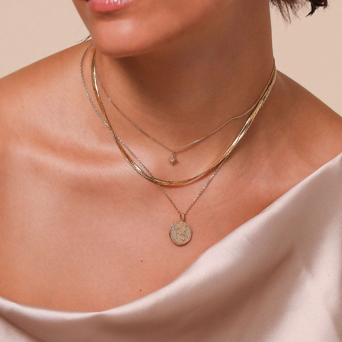 Virgo Zodiac Pendant Necklace in Gold - Image 3
